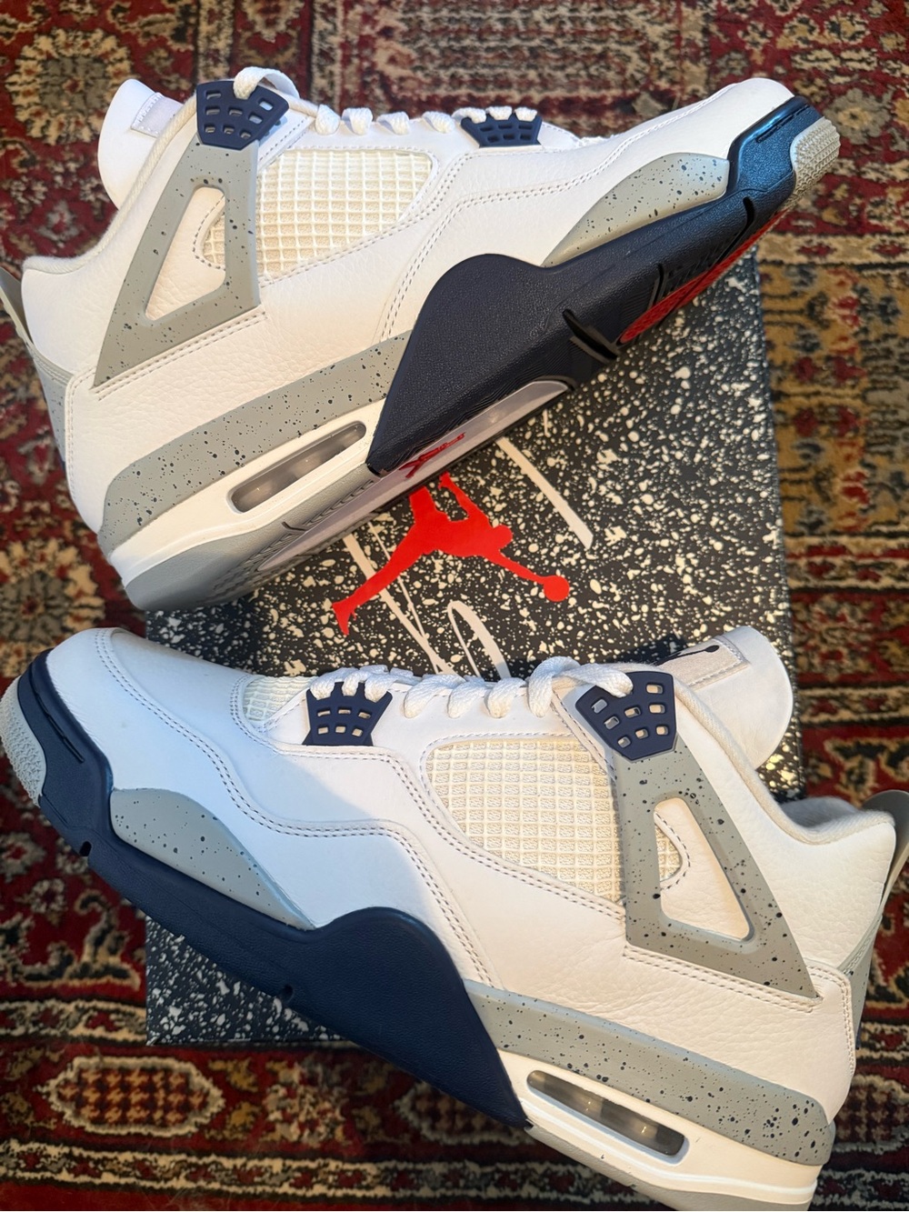 Jordan 4 Retro Midnight Navy Retro Basketball Sneakers